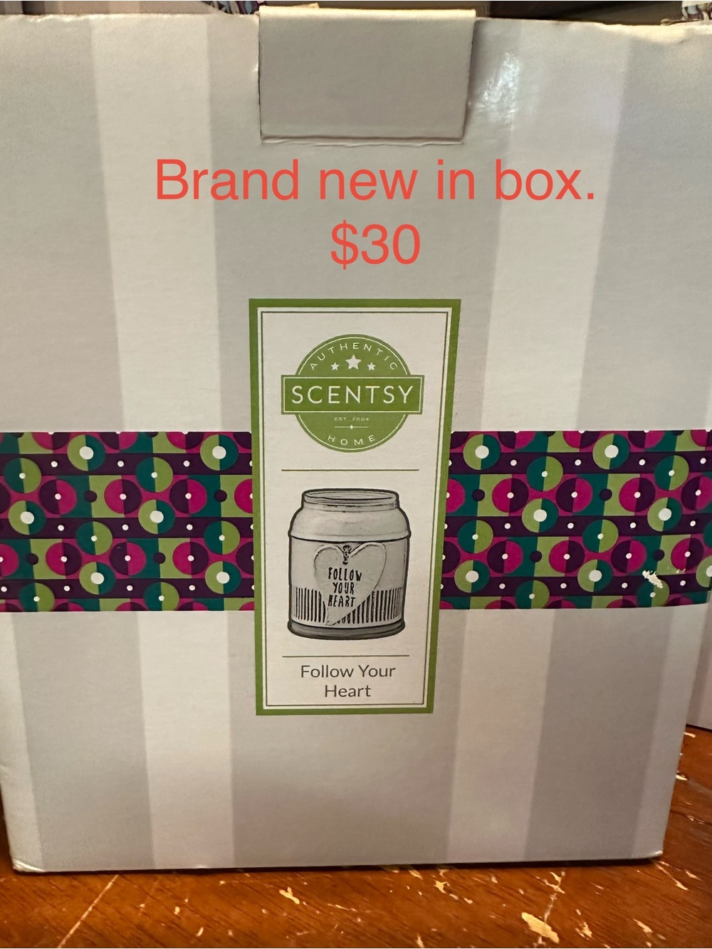 Scentsy Follow Your Heart Candle - White with Multi-Color Accent Band
